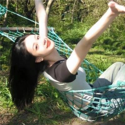 千钧。一发